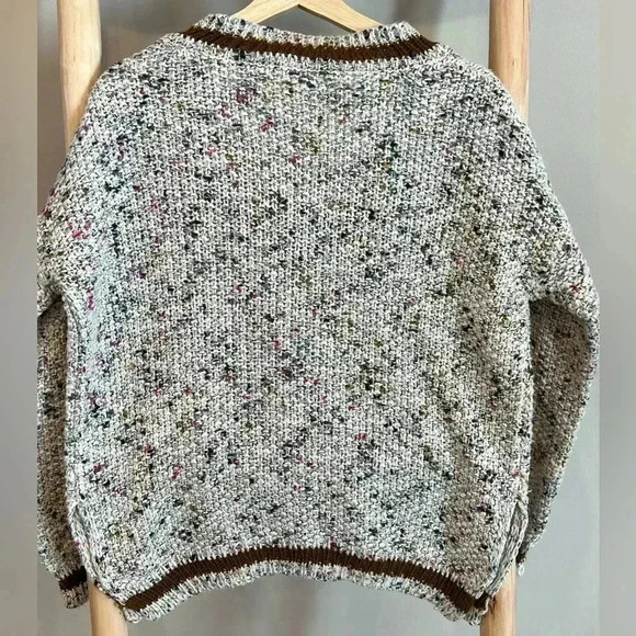 Mystree oversized small V-Neck knit Sweater - Picture 2 of 9